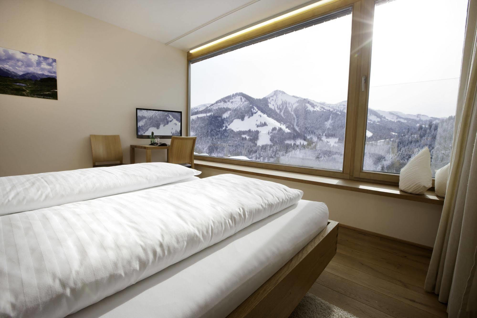 Hotel Alpenrose Ebnit 多恩比恩 外观 照片